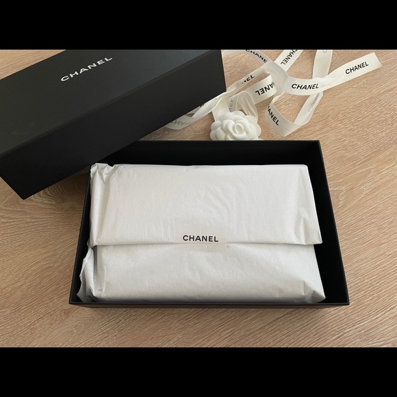 100% AUTHENTIC Brand New with Tag Chanel Trendy CC - Picture 2 of 15